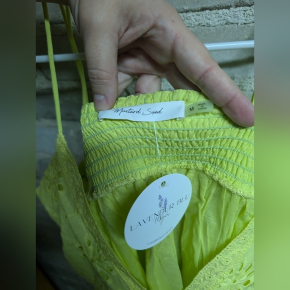 Top - Picture 2 of 3